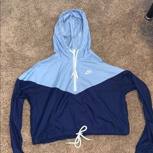 nike cropped jacket